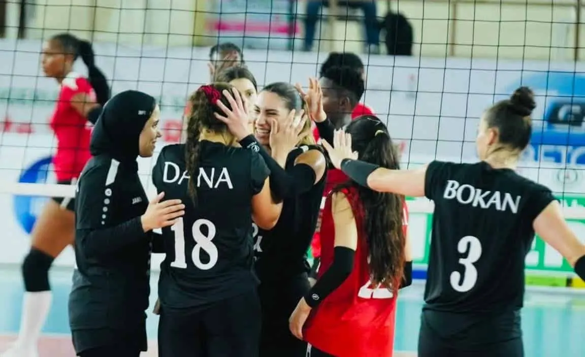 سيدات الأهلي يطحنّ السجون الكيني ويتأهلن لنصف نهائي إفريقيا للطائرة بنيجيريا!