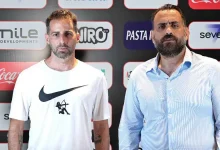 جون إدوارد مع يانيك فيريرا