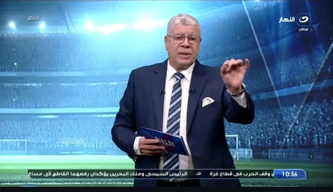 “شوبير يستفز مشاعر الزملكاوية.. عبارات قاسية وإيماءات تضع الإعلامي في مرمى النيران!”