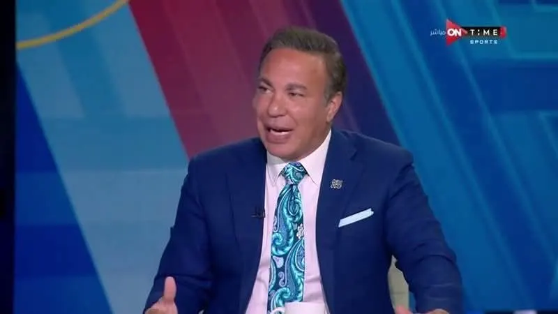 ايمن يونس يتغنى بنجم الزمالك: “هيبقى أسطورة الكرة المصرية الجديدة”!