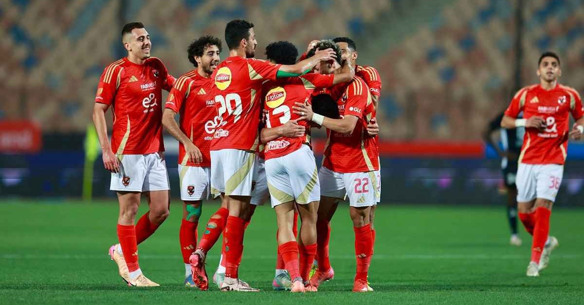 مفاجأة داخل الأهلي.. المدرب الجديد يحدد مستقبل رضا سليم بعد انتهاء الإعارة